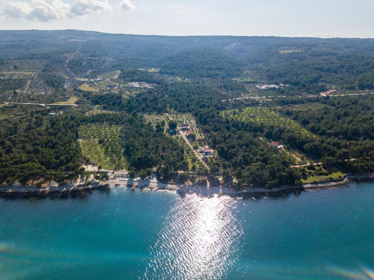 Villa Mista Sutivan Buitenkant foto