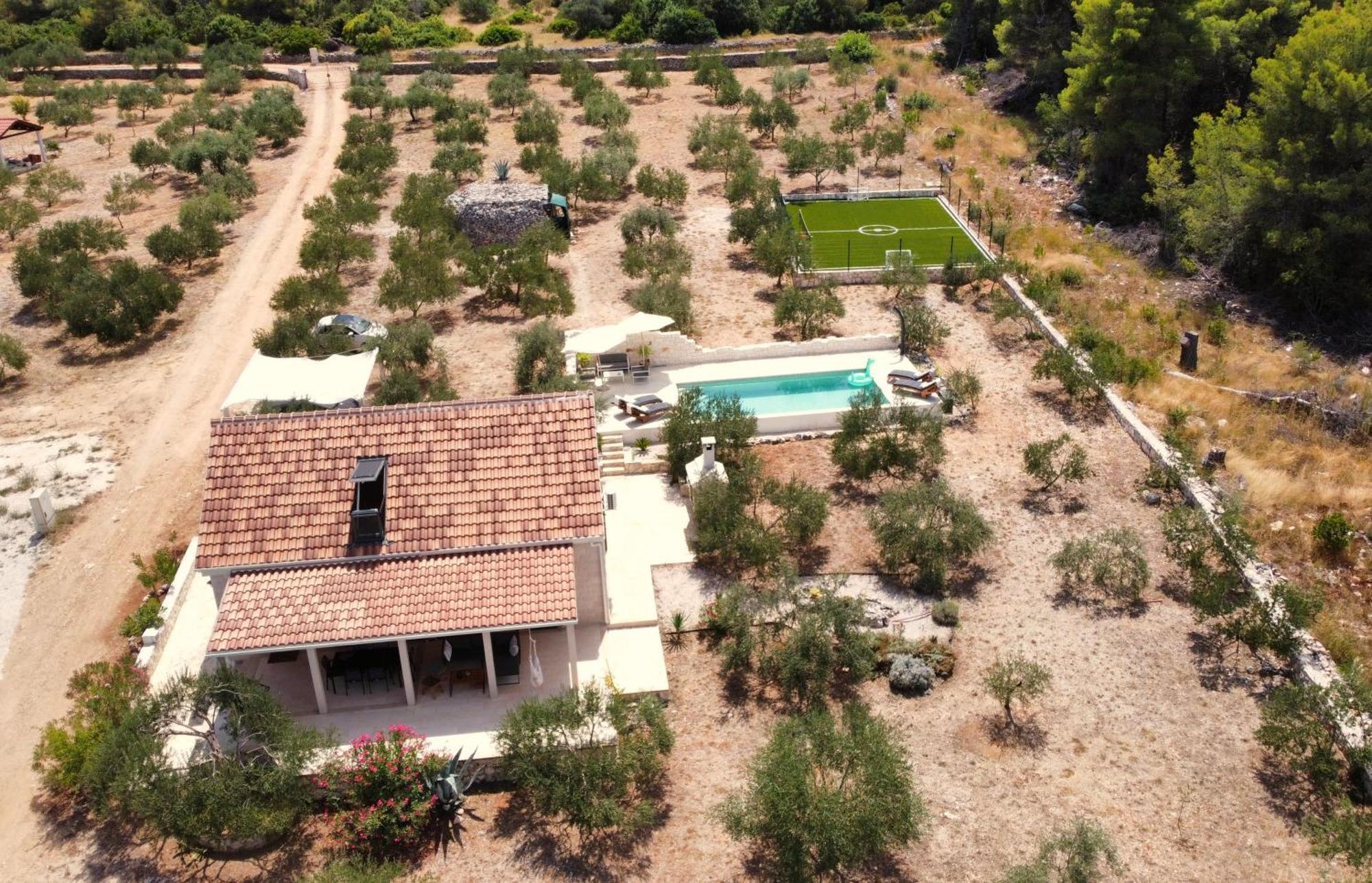 Villa Mista Sutivan Buitenkant foto
